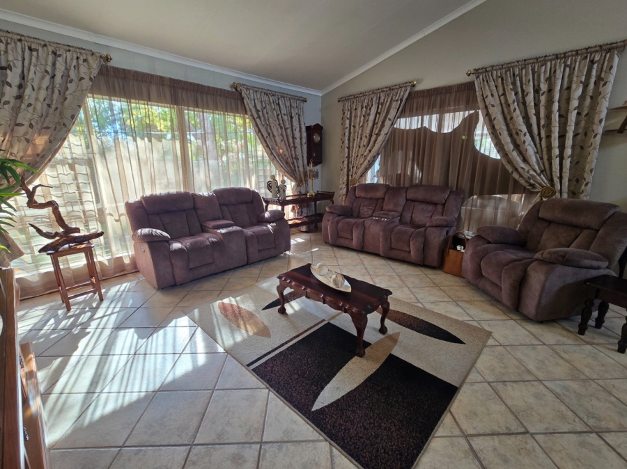 3 Bedroom Property for Sale in Waverley Free State